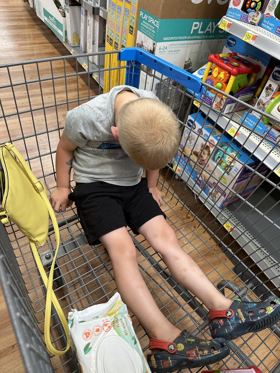 If I gave this kid one trait it’s the ability to sleep wherever he feels like it 😅