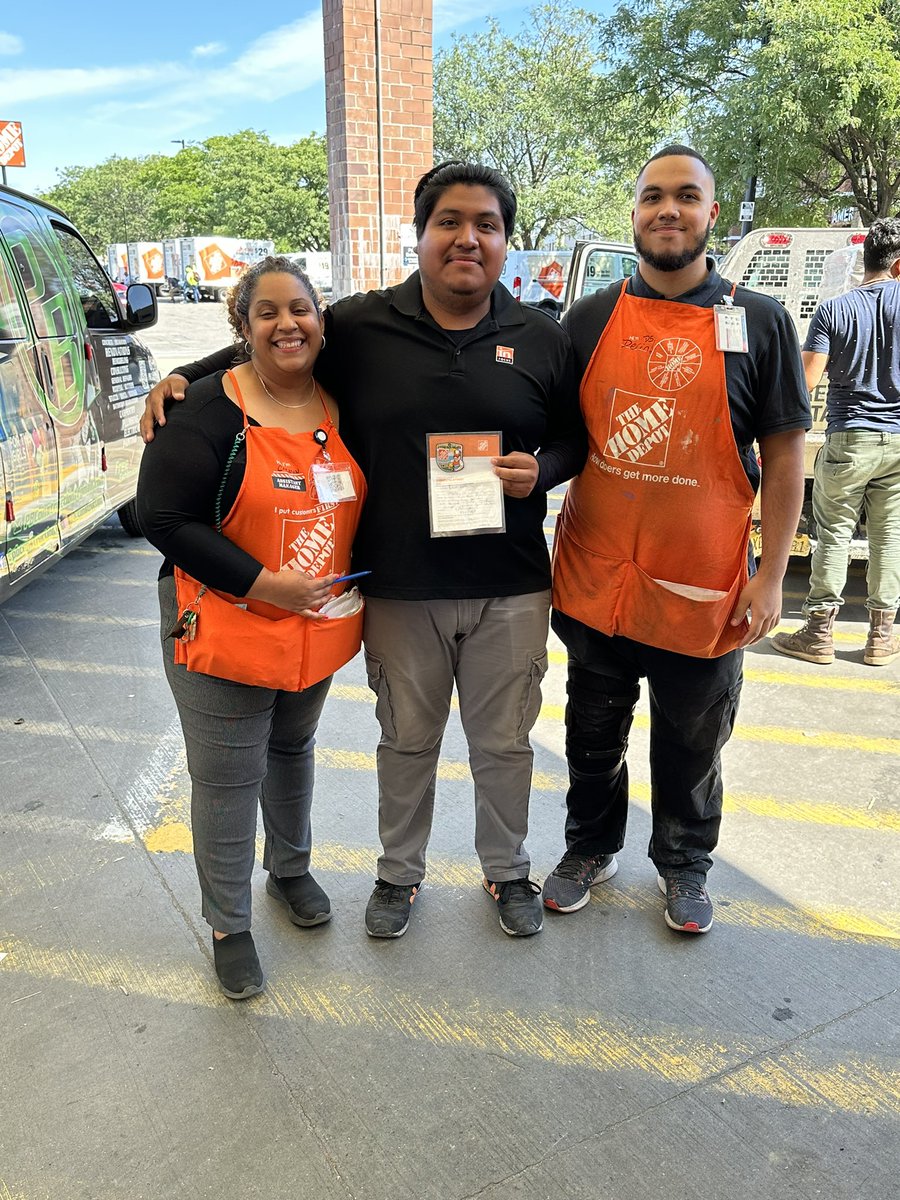 Thank you Raul for all you do for the entire store. 0950 <a href="/DevinRHD19/">Devin Rivera</a> <a href="/RICHNYMETRO/">RICH MONTAGUE</a> <a href="/AlucardV82/">Oskar Tlatelpa</a> <a href="/Kamil_J51/">Kamil Jalil</a> <a href="/TAQUIESHAR/">TaQuiesha</a> <a href="/Carmen_I_Rod/">Carmen Rodriguez</a> <a href="/nyyroro/">Ro Rodriguez</a>