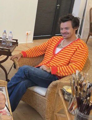 giuxxharry's tweet photo. come penso di                    come sono 
essere venuta                         venuta
        in foto:                              in realtà: https://t.co/uqSNbpBeIP