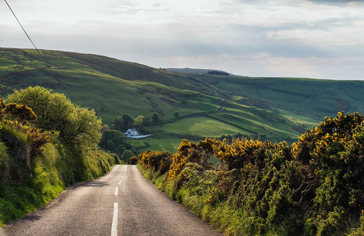 cietours's tweet photo. We've made self-drive simple! Book a 2023 Classic Itinerary self-drive this month, and save 10%! Enjoy the freedom of the open road - we'll book the hotels and take care of the details! https://t.co/vsJFKRQvG5 https://t.co/CPdFkYeA8v

#fillyourheartwithireland https://t.co/lIbJll1iCr