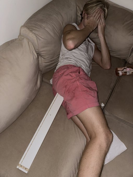 There&rsquo;s a stick&hellip; in my ass. Oh no. https://t.co/nmbgn4tg2H