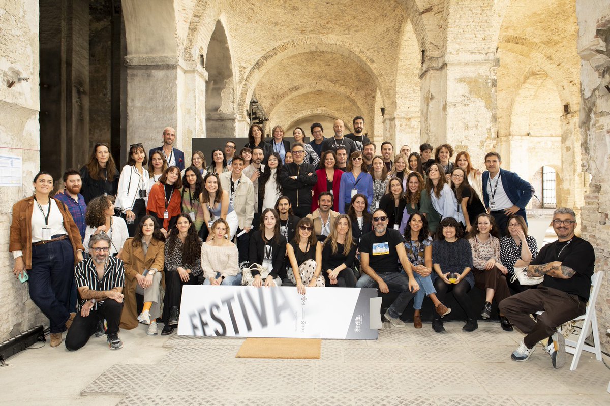 El <a href="/festivalsevilla/">Festival Sevilla</a> que hoy agoniza obtuvo el año pasado un 93,75 sobre 100 en la convocatoria de ayudas del gobierno español a certámenes cinematográficos. EL FESTIVAL MEJOR VALORADO DE ESPAÑA.

Aquí el equipo de su última edición 💔