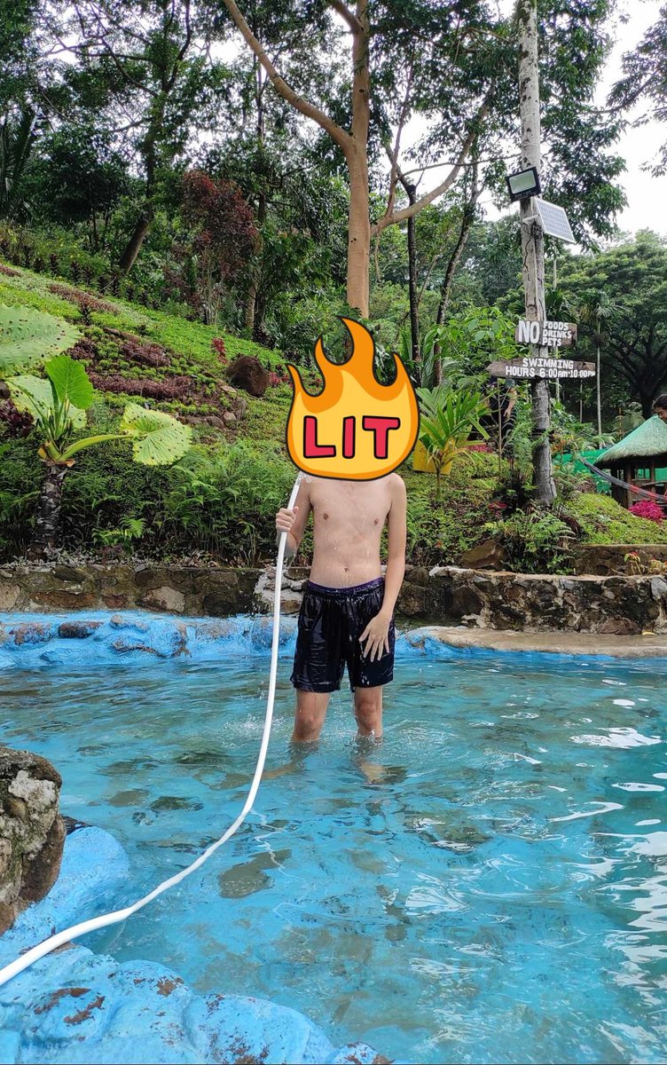SingingEncoder's tweet image. Tag ulan pero nakapagswimming . Hahaha 🤣🤣