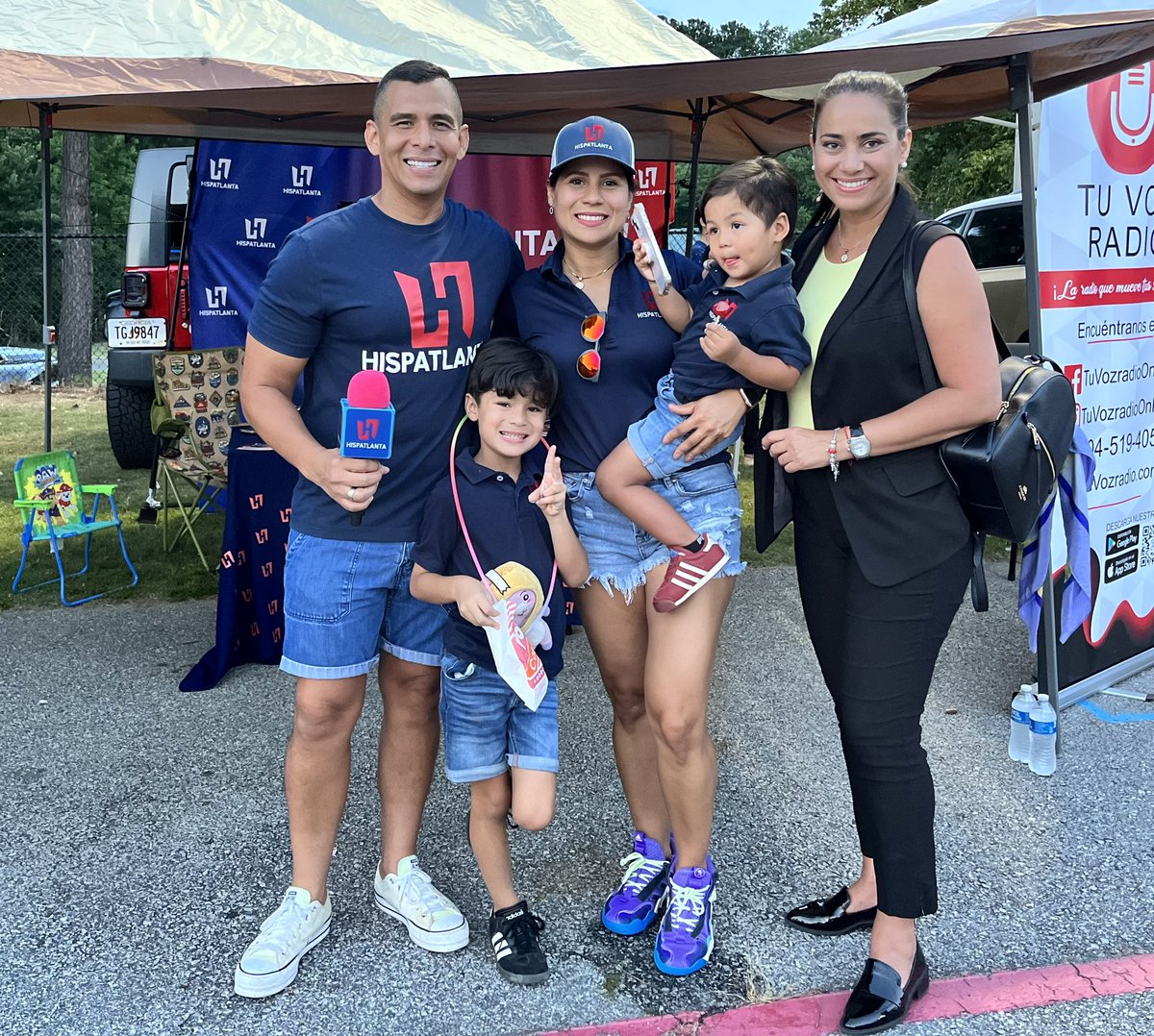 LACCGeorgia's tweet photo. LACC con entusiasmo asistió al evento National Night Out 2023. Este evento fue organizado por el Condado de Cobb y con la participación de los organismos de seguridad pública del condado con el objetivo de mejorar la relación entre las comunidades y las fuerzas de seguridad. https://t.co/tzGG9EPtXO