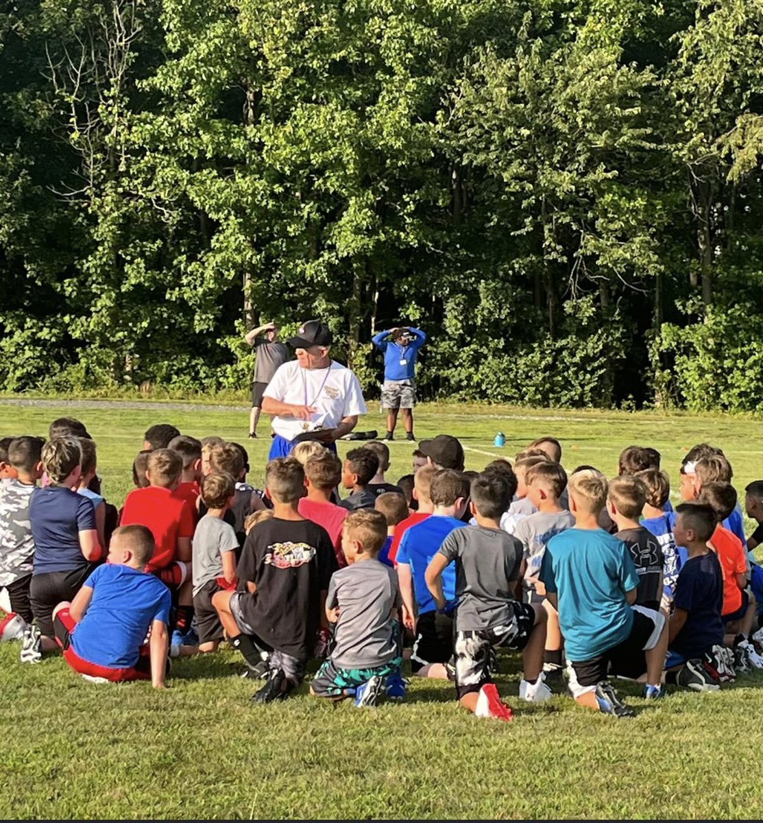 Love spending time down at East Holly with the Future! 🔴⚪️🔵 <a href="/Chunky_60/">Chunky Doud</a>