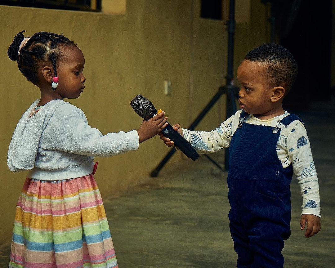 jay_mikee's tweet photo. Evangelist Jason handing the mic to Evangelist Grace for the closing prayer 😁 at the singles conference. If you are not here you are missing. 😄 https://t.co/gOB2FEqSiZ