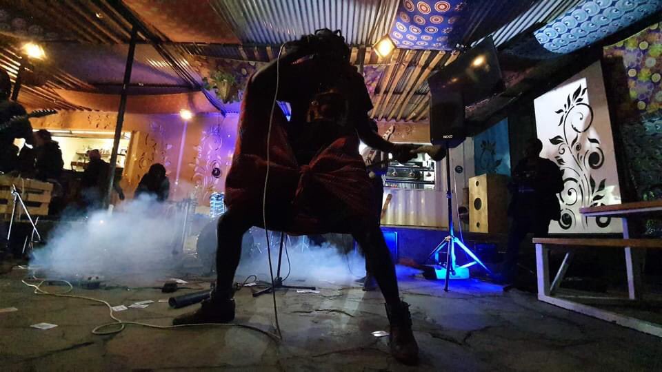 tempelores.com/?p=40032

take your time to read this awesome review by Nilla Meri for Tempelores magazine pf our last show..short and exciting review