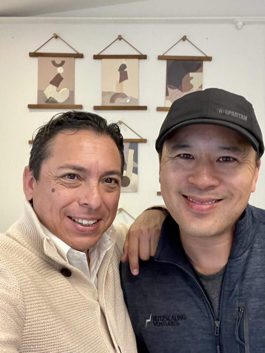 Brian Solis tweet media