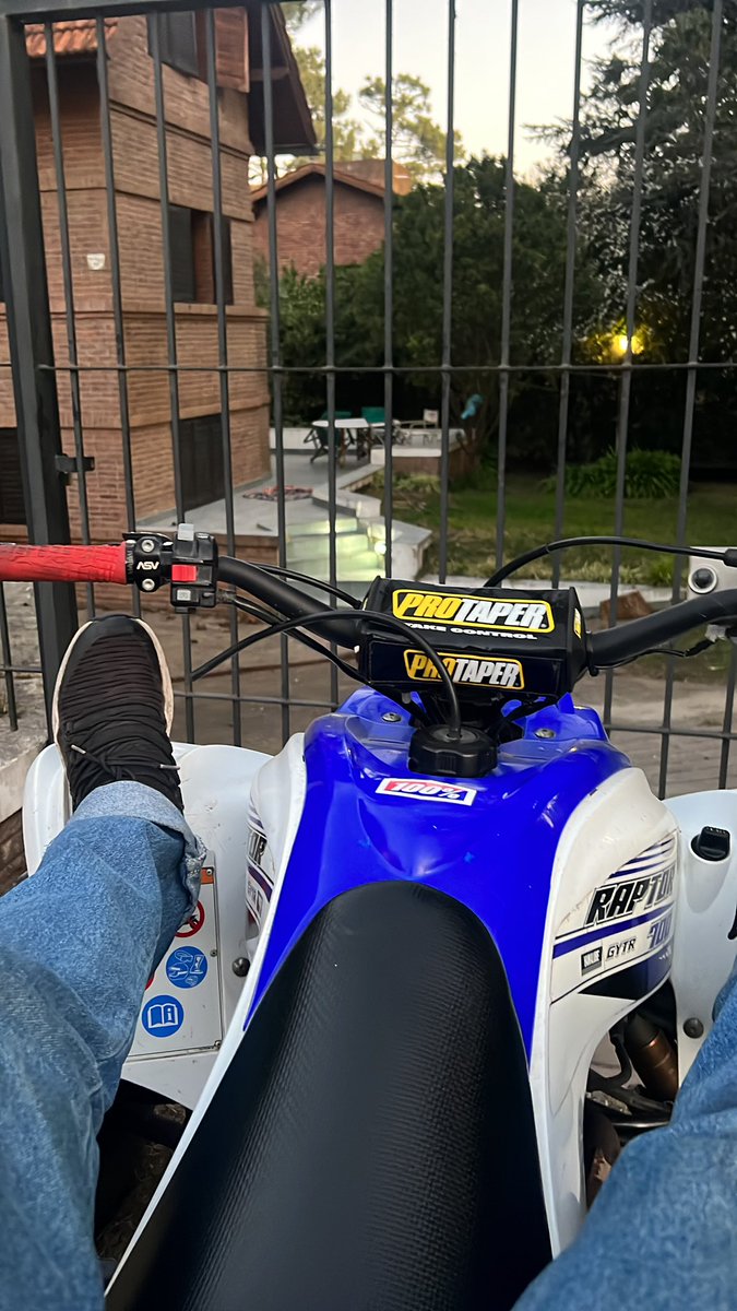 NicooGee's tweet photo. Baby is back at home #raptor700 https://t.co/MoqNHqZWcF