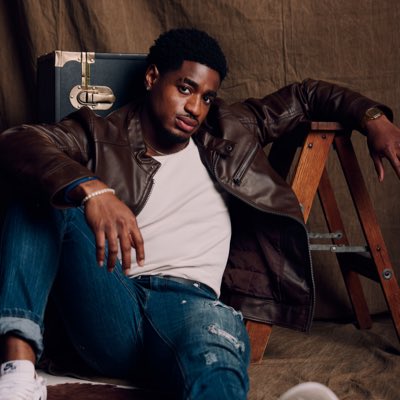 realjamesleon's tweet photo. #NewProfilePic https://t.co/0UmYDCycHf