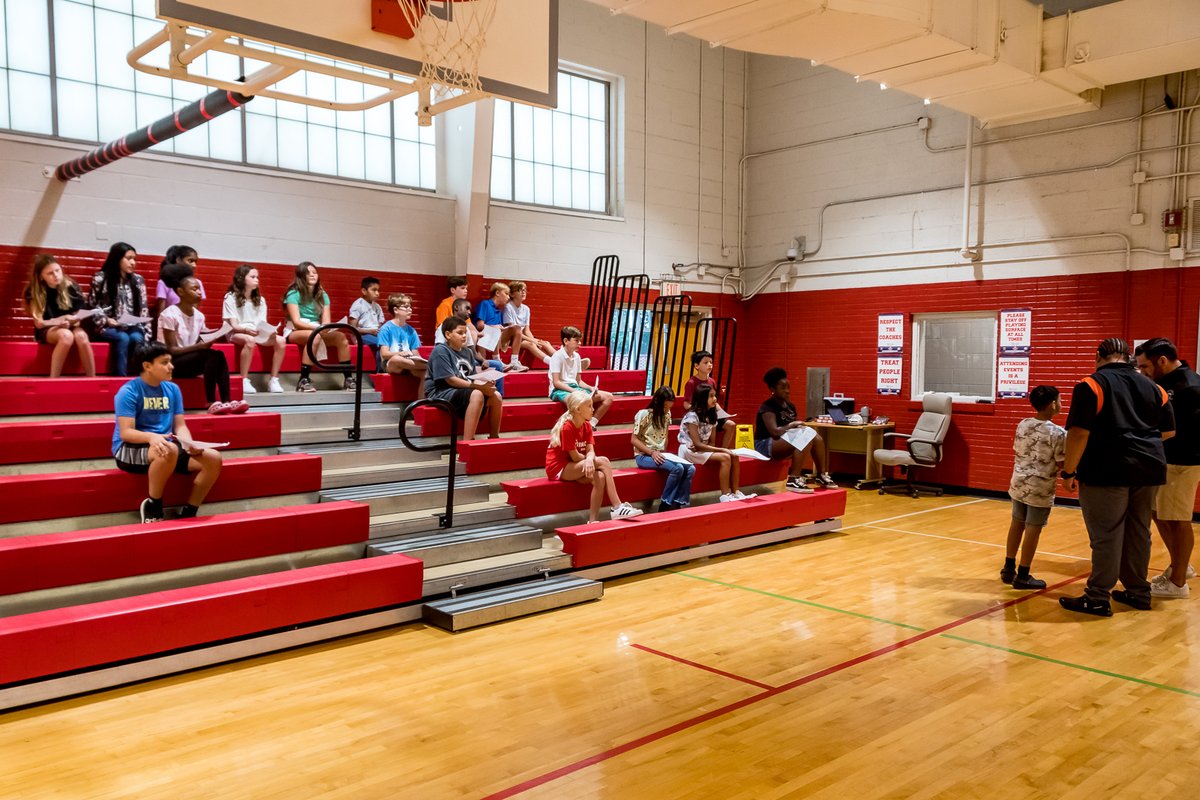 Teachers walked the new students through the basics of life on the sixth-grade hall during today's Ready to Roar session.