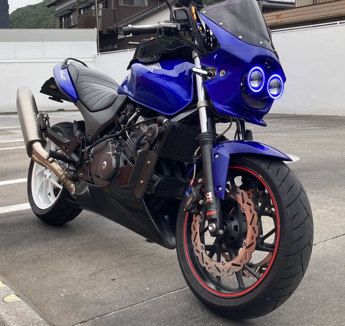 proarmhornet's tweet photo. #8月3日はRC83の日
#RC83
#CBR650F
#CB650F
前足RC83のMC31がお祝い申し上げます🙇‍♂️
来年のMC22の日まで乗っかれないので、今日は何の日シリーズ最終日です👋
#ホーネット250 https://t.co/8wgVPfSr0Y