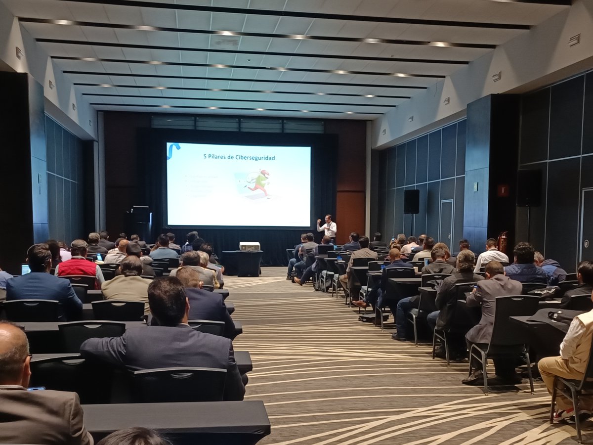 ManageEngineLA's tweet photo. ¡Hemos cerrado este primer día de la #ITCON México! 🇲🇽🤝 Gracias a todos por acompañarnos en esta nueva jornada llena de #TI y #networking. Esperamos volver muy pronto, próxima parada... 📍 Guadalajara, 8 de agosto. No te lo pierdas. 👉🔗 https://t.co/k3JnnDZdgI https://t.co/o5dq9RyZtF