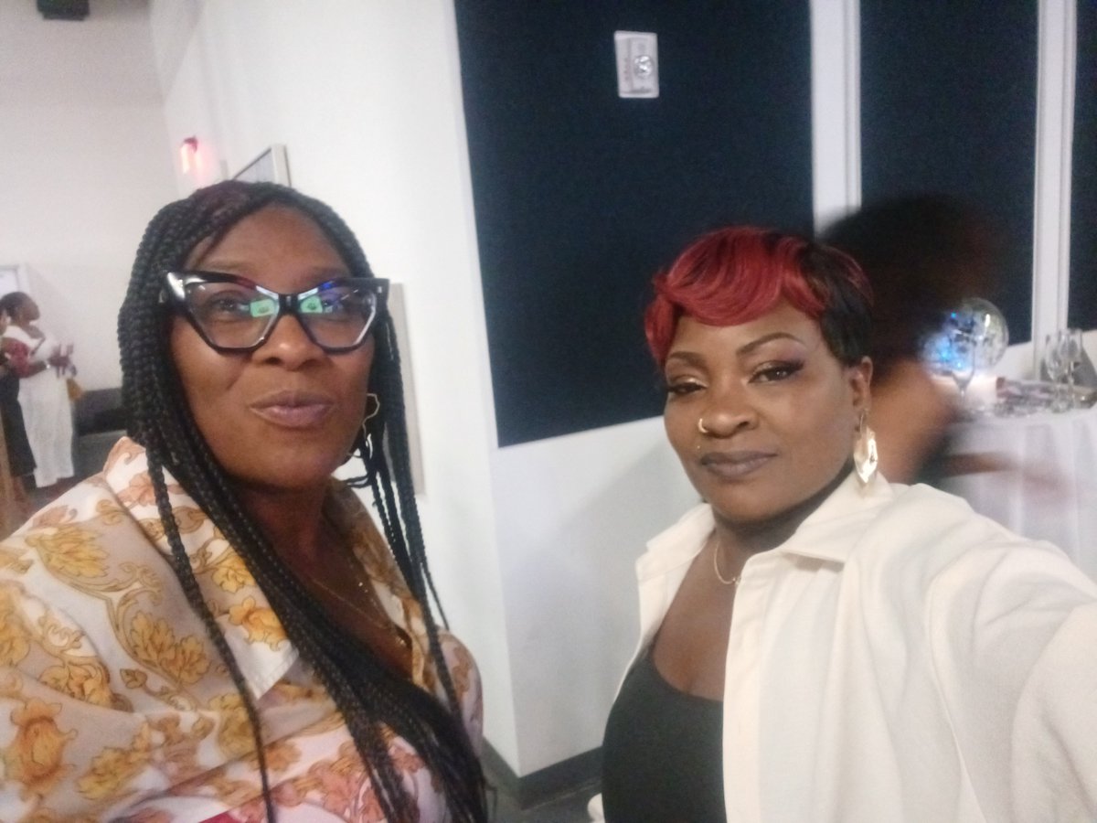 Ebony J. (@ebony56986592) on Twitter photo 