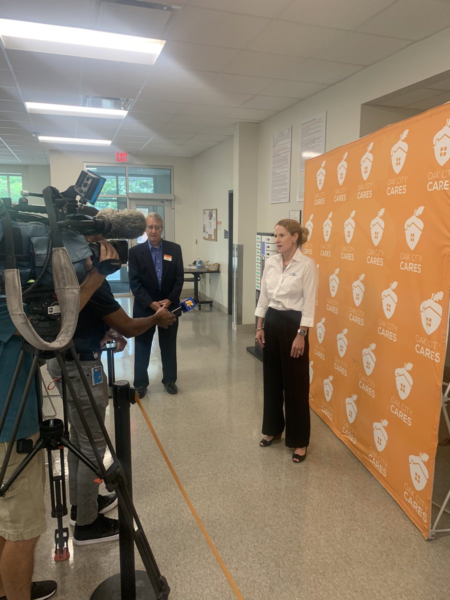 DukeEnergyNC's tweet photo. I am thrilled to announce a $1 million investment from the @DukeEnergy Foundation to support community assistance programs across North Carolina.  Grants will benefit 39 nonprofits across the state! @OakCityCares #WeAreDE 
https://t.co/dScpxU3JI9 https://t.co/DswNs1TpiC