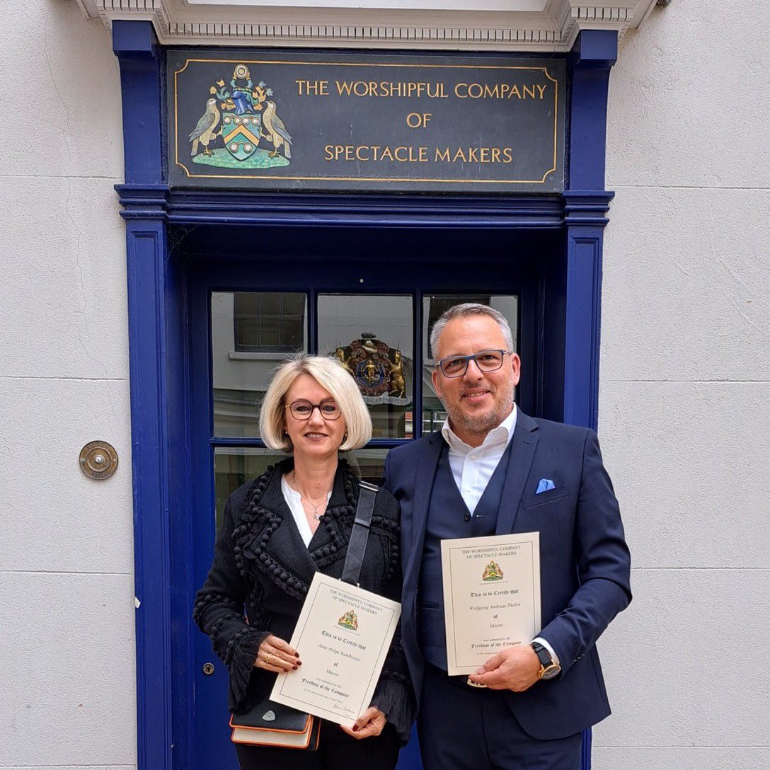 spectaclemakers's tweet photo. We’re proud to greet Hoffmann Natural #Eyewear (a key label of IVKO GmbH) as our latest corporate supporter. Based in the small community of #Nitz in #Germany, their artisan experts craft #spectacle frames in #natural materials like horn &amp; wood. #Heritage #International #Family https://t.co/QgFI5B8sWD