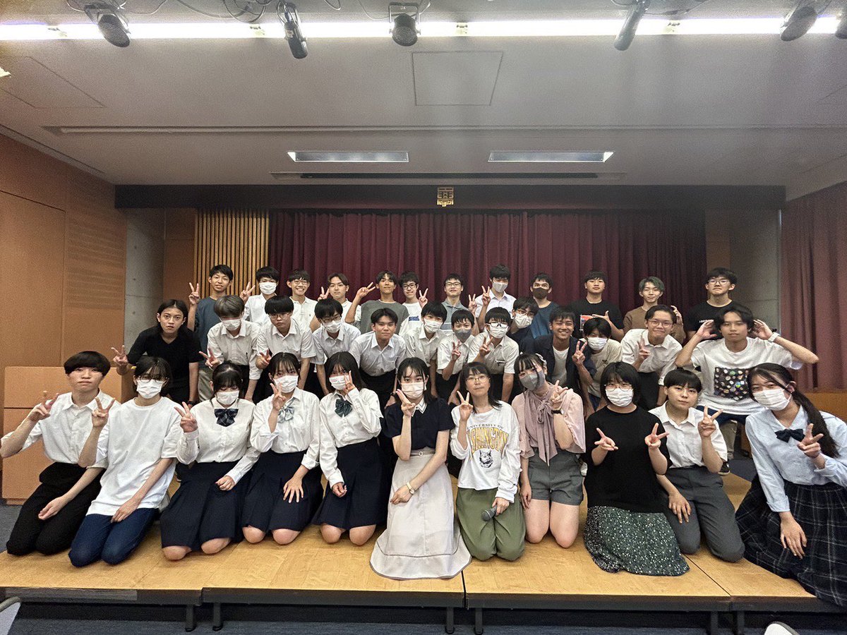 japan_stu_co's tweet photo. 2023年7月30日に「合同生徒会交流会」を多摩生徒会協議会さんと開催致しました。
広報活動、校則改定、後輩育成をテーマとしグループに分かれ、意見を出し、発表しました。各学校の生徒会事情や様子を知る良い機会になりました。参加して下さった皆さまありがとうございました。 https://t.co/LxuUH6bIlg