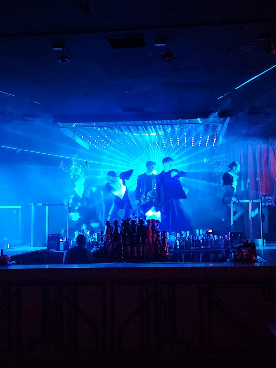swarmingnow's tweet photo. Barcelona, Spain🇪🇸 today; It's 11:36 PM and 21 checkins at Gatsby!  https://t.co/oduakIa6kD https://t.co/x8vFo1dgvY
