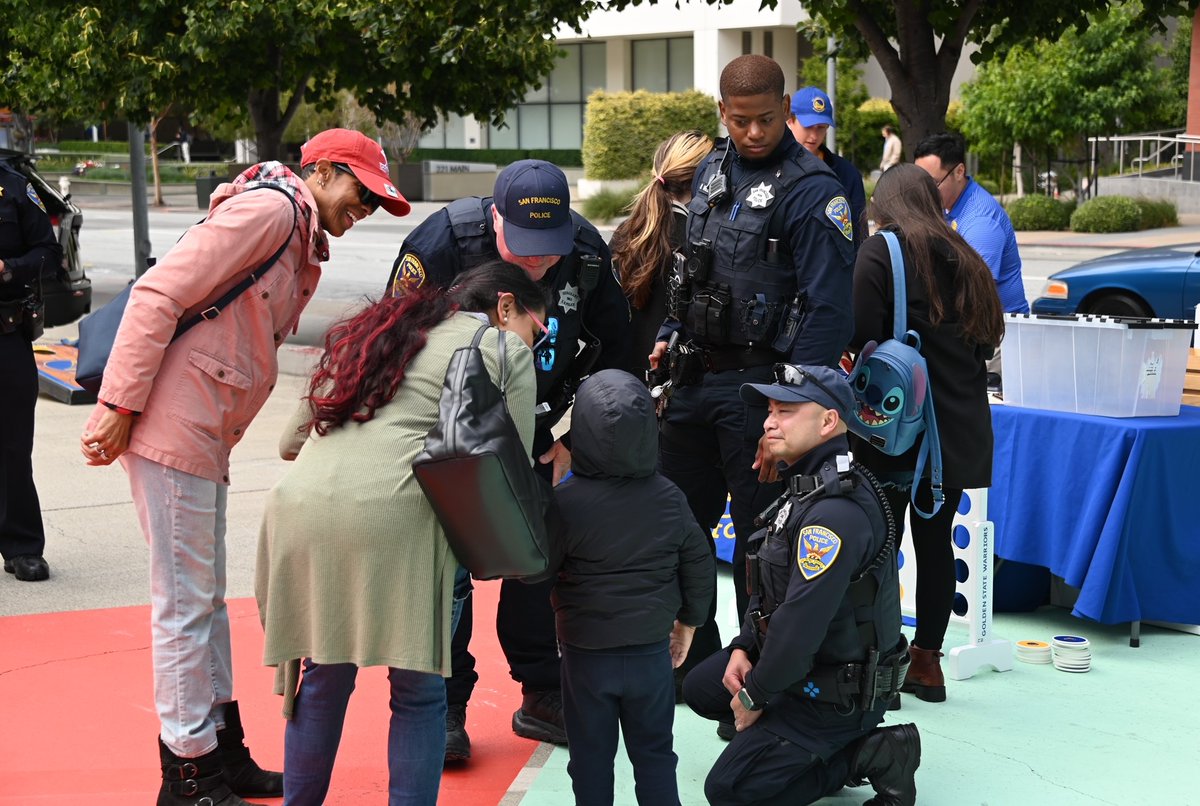 SFPDSouthern's tweet photo. Thank you to everyone that came out yesterday and made #NNO2023 a memorable event! Special Thanks to the Southern Station CPAB members for being an instrumental part in organizing the event and @eastcutcrossing for providing the wonderful location for us to gather and meet! https://t.co/o2HZ0EsBrk