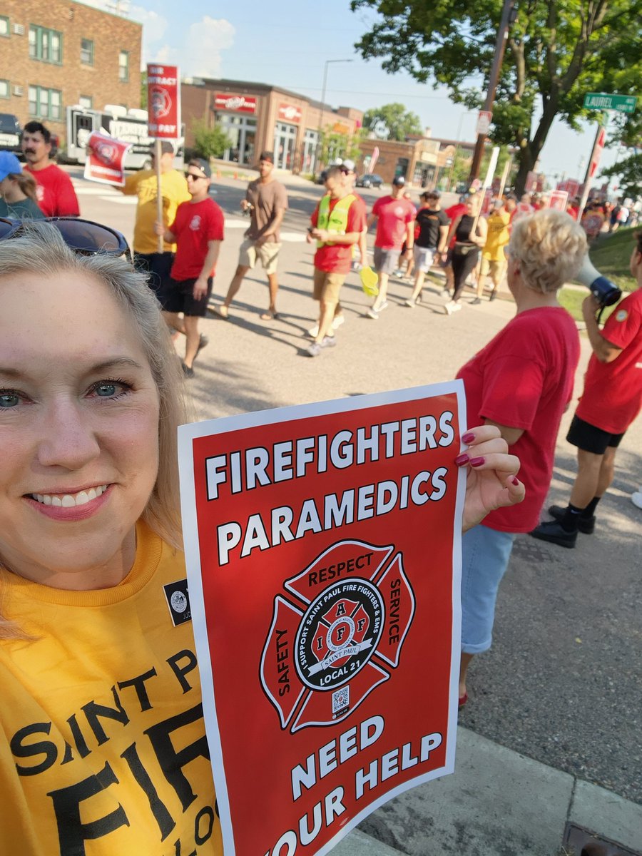 JudySeeberger's tweet photo. Proud to support @L21_stpaulfire  Saint Paul Firefighters IAFF Local 21 as they fight for a fair contract.

As a paramedic on my local fire department, I support my First Responder colleagues and call on @MayorCarter to do the same. https://t.co/YOXFIyo1qf