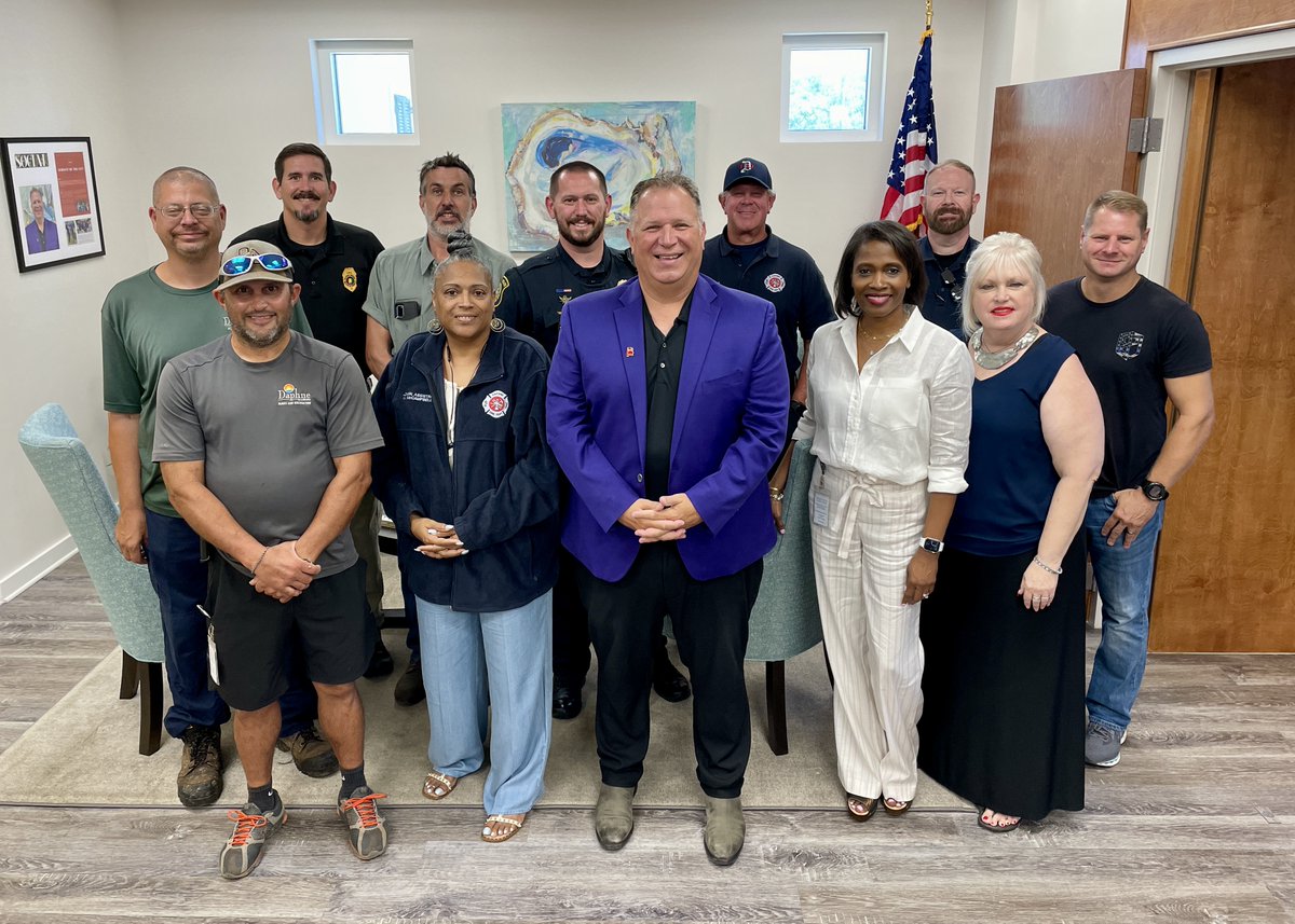 The City of Daphne greatly values the contributions, knowledge &amp; experience of long-term employees. Today, the first service milestone anniversary luncheon was hosted by Mayor LeJeune &amp; service pins were awarded. Thank you all for your continued service to the Jubilee City!