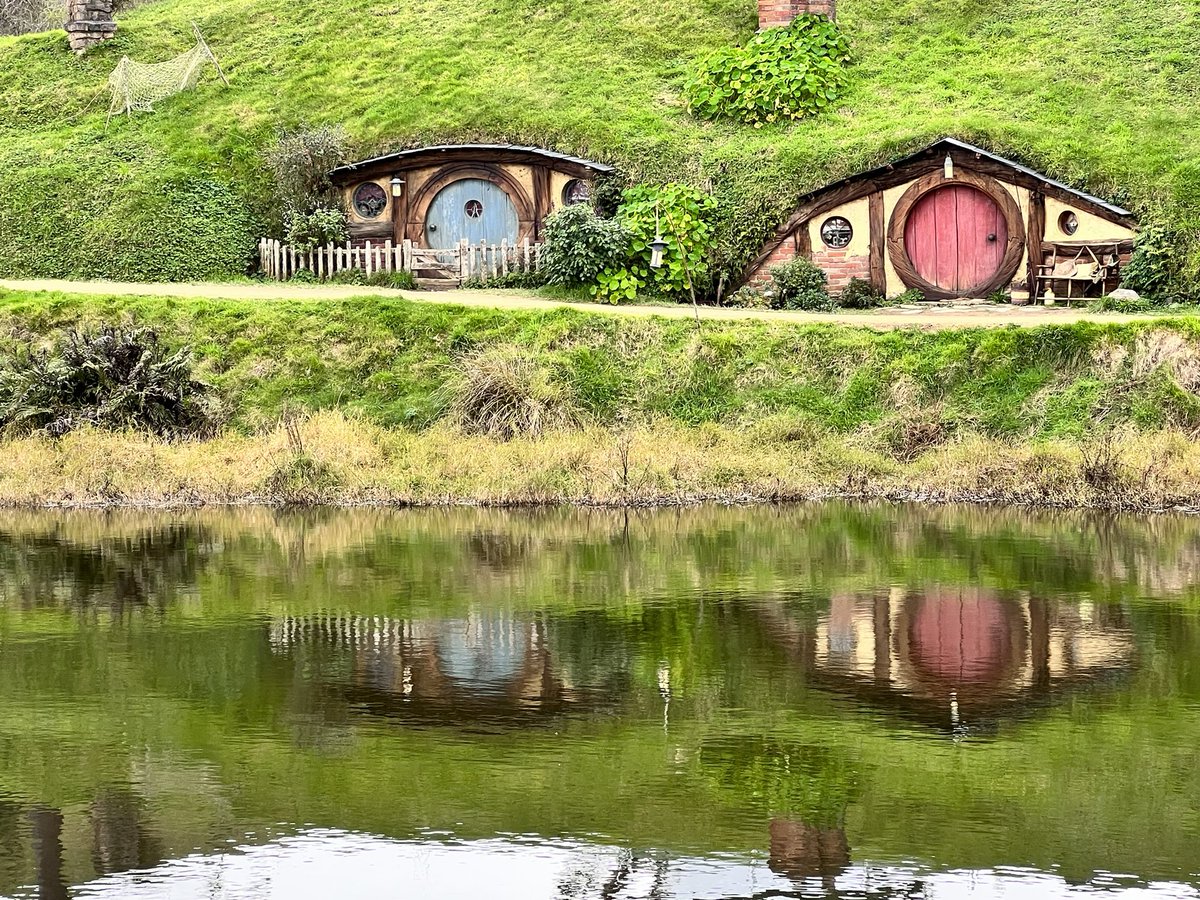 #hobbiton #goys