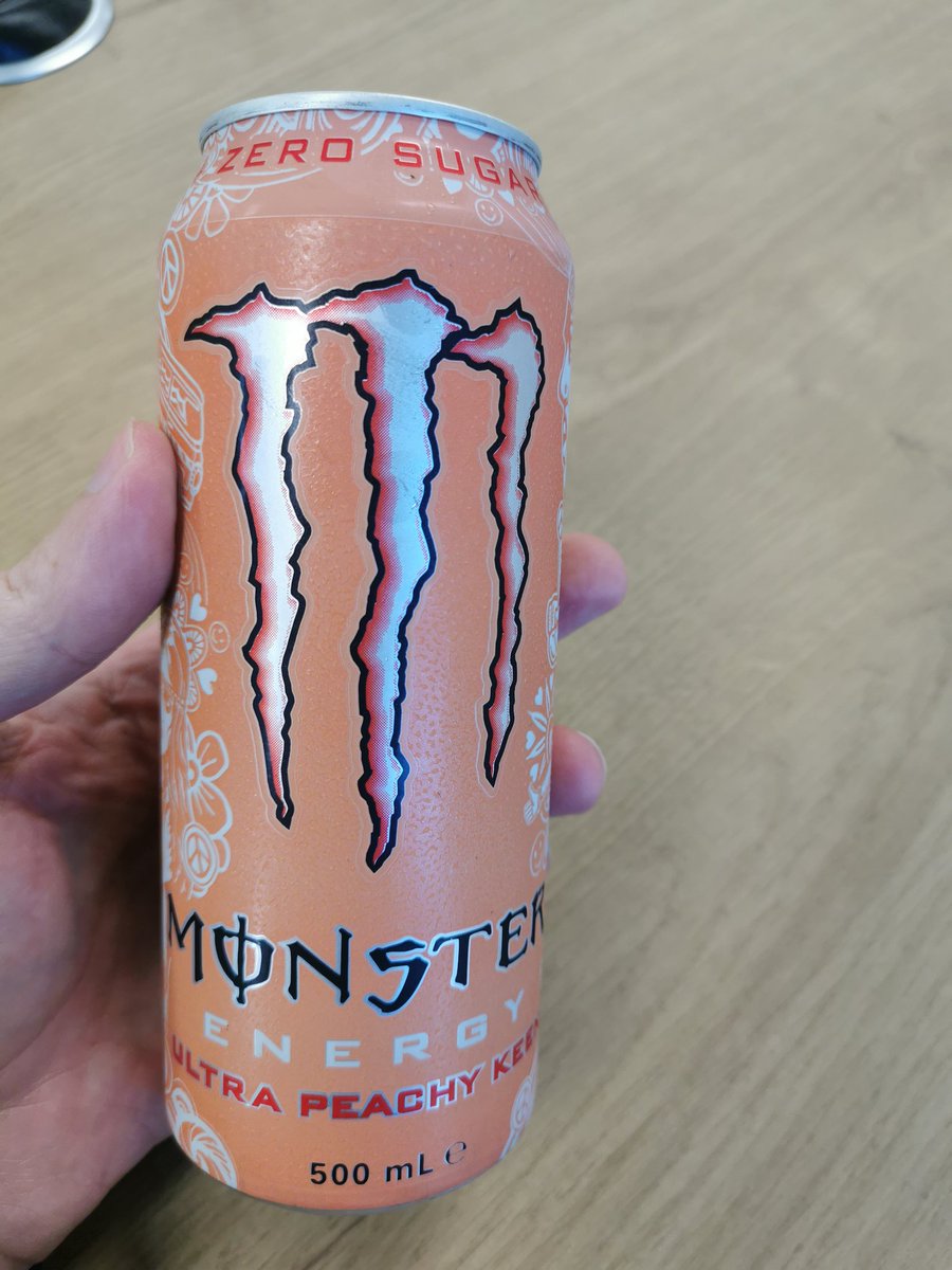 LivAverageGamer's tweet photo. This is new. 7/10 it's peach. https://t.co/mpRixWU3U6
