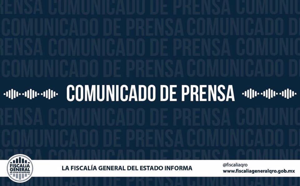 fiscaliaqro's tweet photo. #FiscalíaQro | En relación a los hechos ocurridos el 31 de julio, donde fueron localizados tres cuerpos con quemaduras, en la colonia Jurica, se informan los avances en las investigaciones:  

En el lugar de los hechos y donde vivían las personas ofendidas,  no existe alteración de los accesos o huellas de forzadura. Durante el procesamiento criminalístico, se encontraron botellas plásticas con la etiqueta “quick fire” con material inflamable. 

Debajo del cuerpo del adulto se encontró un arma de fuego; que por dicho de testigos le pertenecía. Los tres cuerpos presentan quemaduras, mismas que causaron la muerte a los dos infantes; el papá murió por un disparo por arma de fuego en el tórax. 

De acuerdo con los antecedentes del hecho y las entrevistas recabadas, es posible informar que los infantes fueron hijos del adulto, quien días anteriores por dicho de testigos, había manifestado su intención de privarse de la vida. En el momento de los hechos la madre del niño y la niña, no se encontraba en el domicilio. 

Por los indicios encontrados la mecánica de los hechos, es posible es que el adulto se privó de la vida, después de provocar el incendio que ocasionó la muerte de los infantes. 

Se sigue recabando mayores elementos de prueba para corroborar la línea de investigación más sólida que se tiene hasta este momento. Sin que sea la única que se atiende por el personal pericial y de policía de investigación del delito, supervisados por el fiscal especializado que tiene a cargo la carpeta.