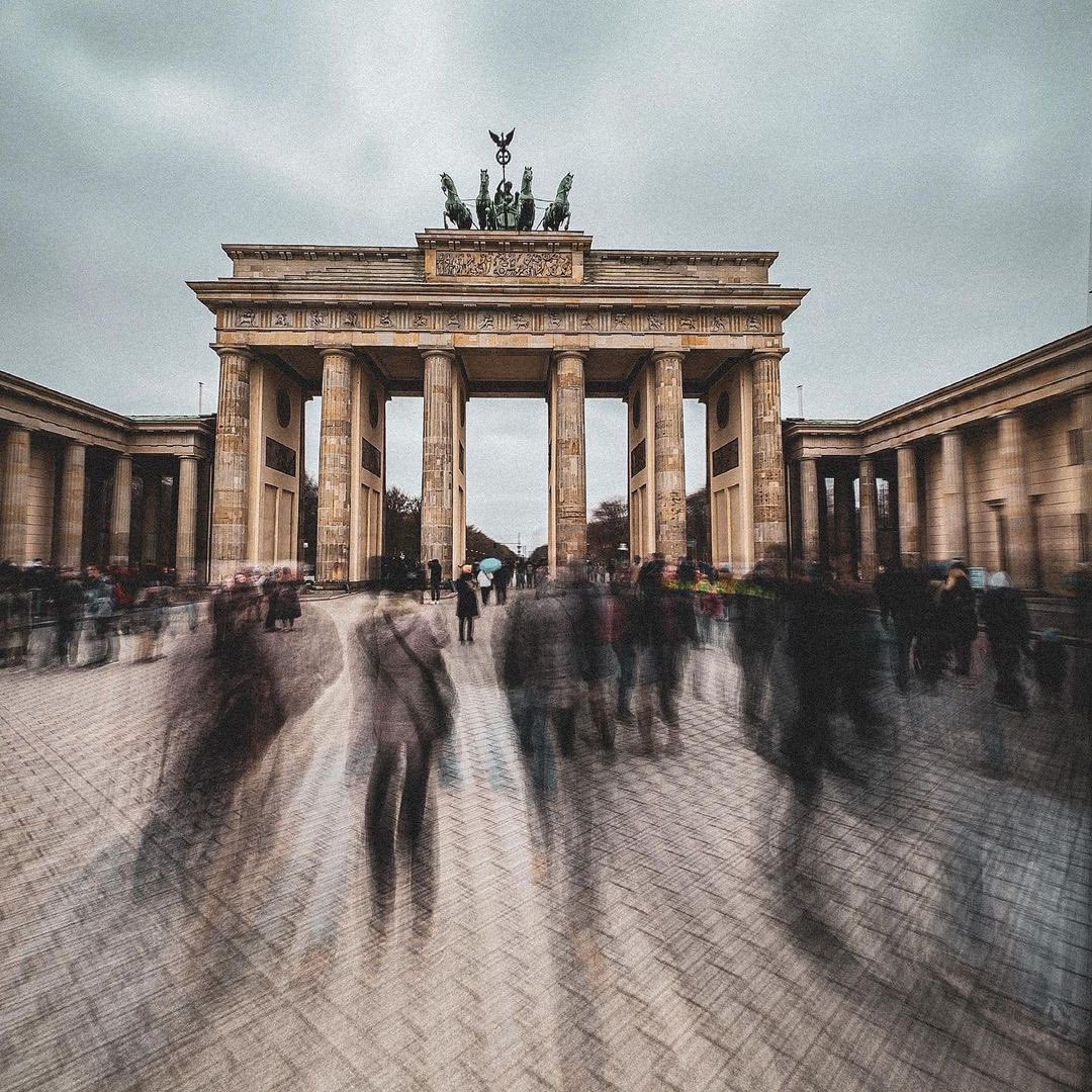 ReeflexCamera's tweet photo. Here’s our Photo of the Day winner! 🙌
📸 howieyagaloo 
•
What an impressive sequence of motion blur / long exposure photography showcasing some very captivating sceneries from Berlin. Captured using our #ReeHeld app, fully handled! 📲✨
•
Thanks for sharing Michael! 👏
•
Which one do you like the most? Let us know in the comments below👇
•
Keep inspiring us - use #ShotWithReeXpose, #ShotWithReeflex or #ShotWithReeHeld for a chance to be featured and get 20% OFF on our store, or a chance to be picked as photographer of the month and win incredible products giveaway 🤩
•
Discover our Reeflex Pro Camera, ReeXpose and ReeHeld apps. Available on the  App Store - direct download links available in our linktree bio (@reeflexcamera). 
•
#ReeflexContest
