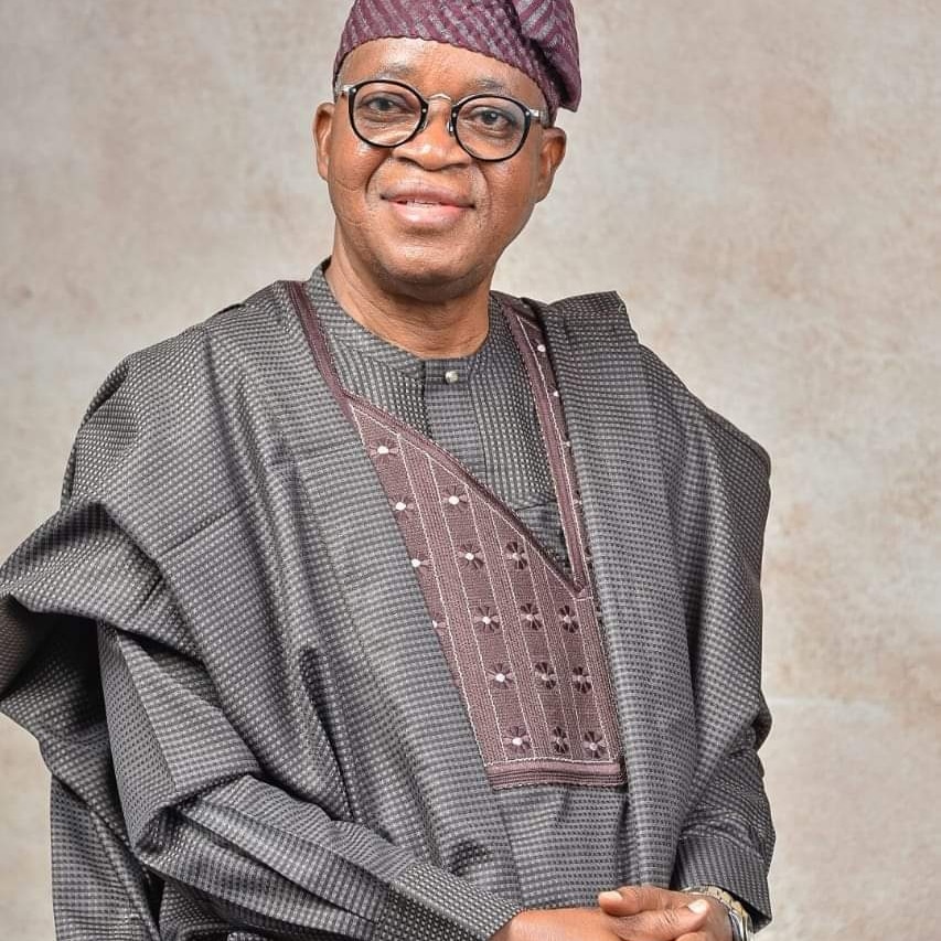 ALH ISIAKA ADEGBOYEGA OYETOLA,
ILERI OLUWA,
OSUN APC LEADER,
Congratulations sir.