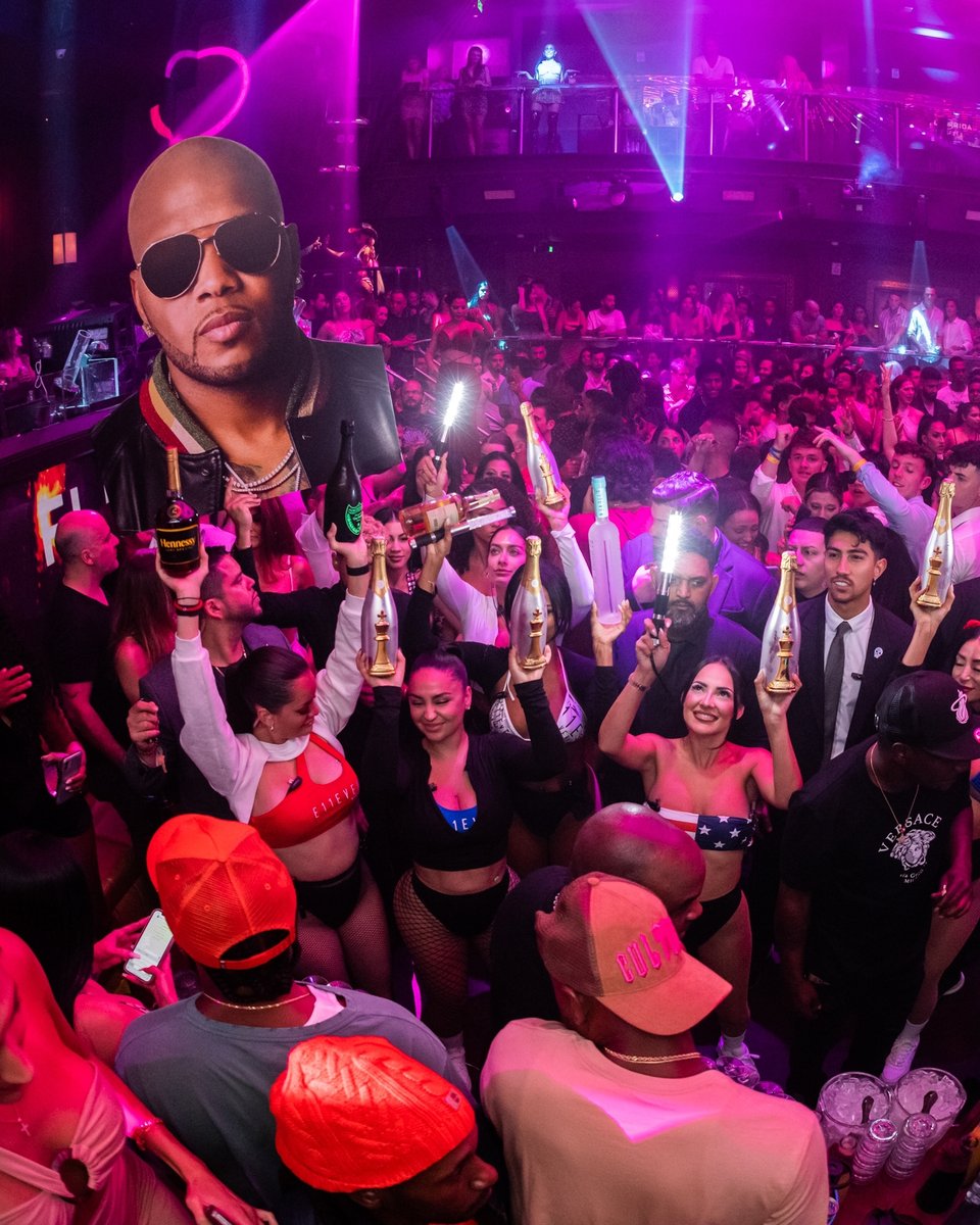 11Miami's tweet image. All 😬 for @Official_flo at #E11EVEN Friday, August 18!
Tickets &amp;amp; Tables: 11miami.com/florida

#LegendaryPerformance #FloRida #LiveMusic #11Miami #LiveFrom11