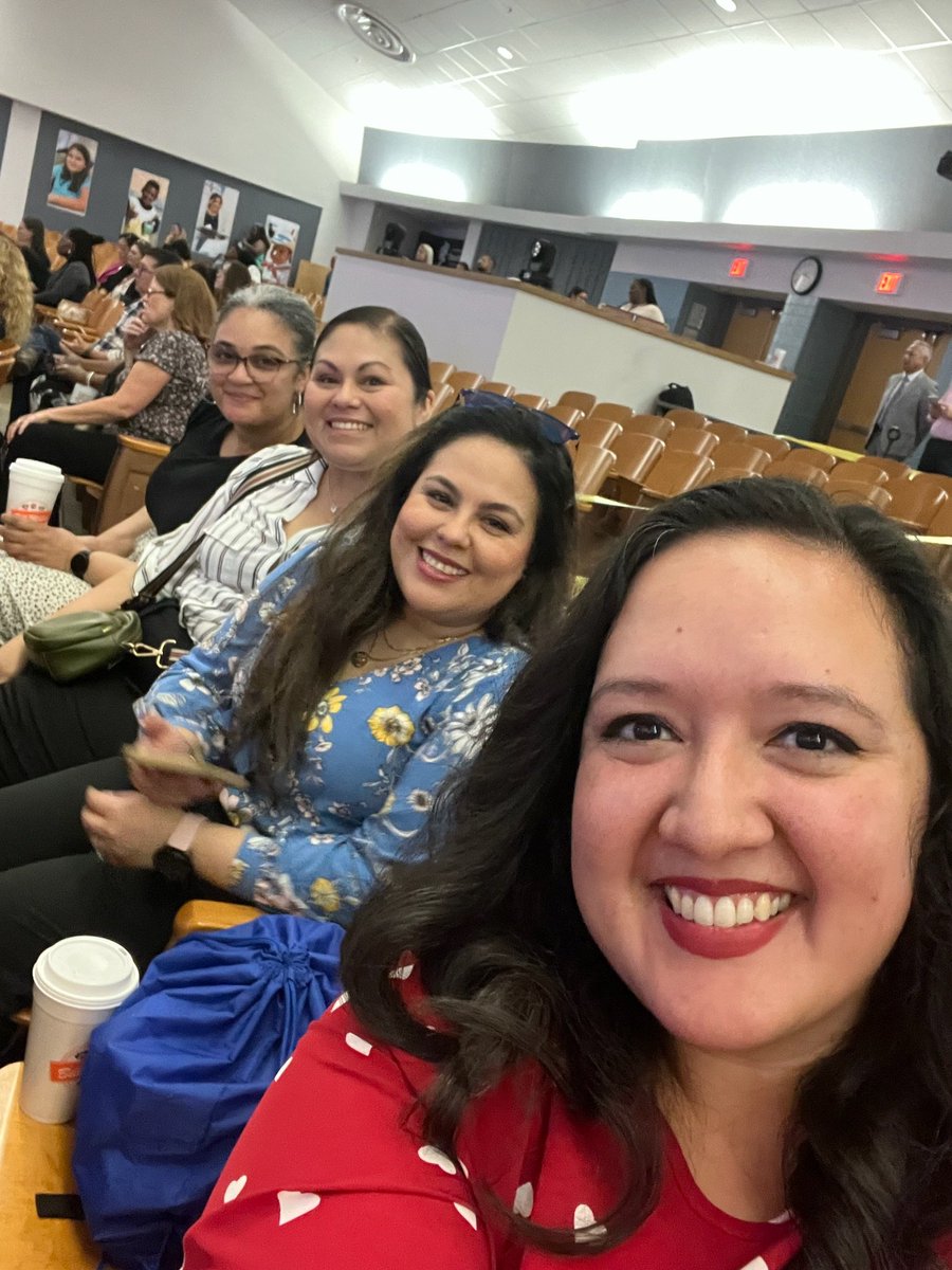 Felismina Martinez (@felisminamart11) on Twitter photo <a href="/BeaconHillSAISD/">Beacon Hill Academy, SAISD</a> leadership team is ready to lead with heart! #saisdfamilia @edithorantes1 <a href="/BeaconHillSAISD/">Beacon Hill Academy, SAISD</a> leadership team is ready to lead with heart! #saisdfamilia @edithorantes1