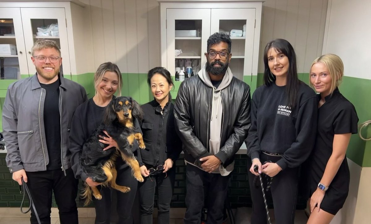 We laughed so much watching <a href="/RobAndRomeshVs/">Rob & Romesh Vs</a> tonight’s #crufts2023 episode- thank you for bringing Reggie and Fred to us and it was fun filming this episode with you four 🐾
<a href="/robbeckettcomic/">Rob Beckett</a> 
<a href="/kingsroad/">Kings Road</a> 
<a href="/KingsRoadLDN/">KingsRoadLDN</a> 
<a href="/RBKC/">Royal Borough of Kensington and Chelsea</a> 
#lovedogs #lovemyhuman