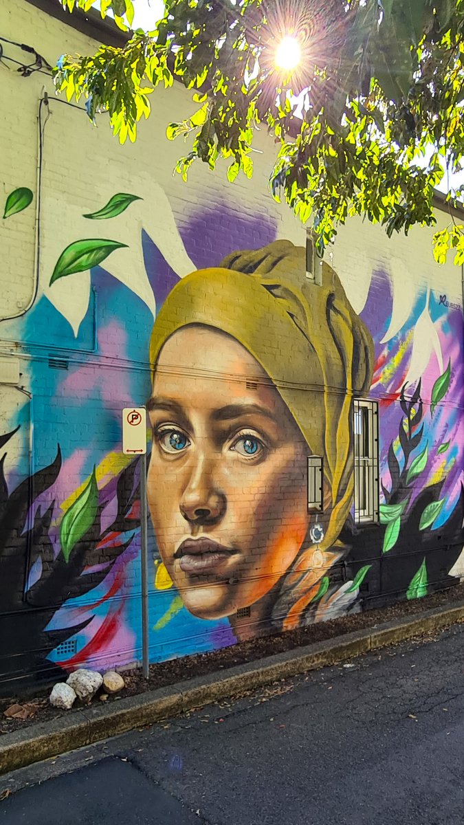 MyInnerWest's tweet photo. Shine bright by reubszz 

#marrickville #Innerwest #Sydney https://t.co/xbOJQRxlcZ