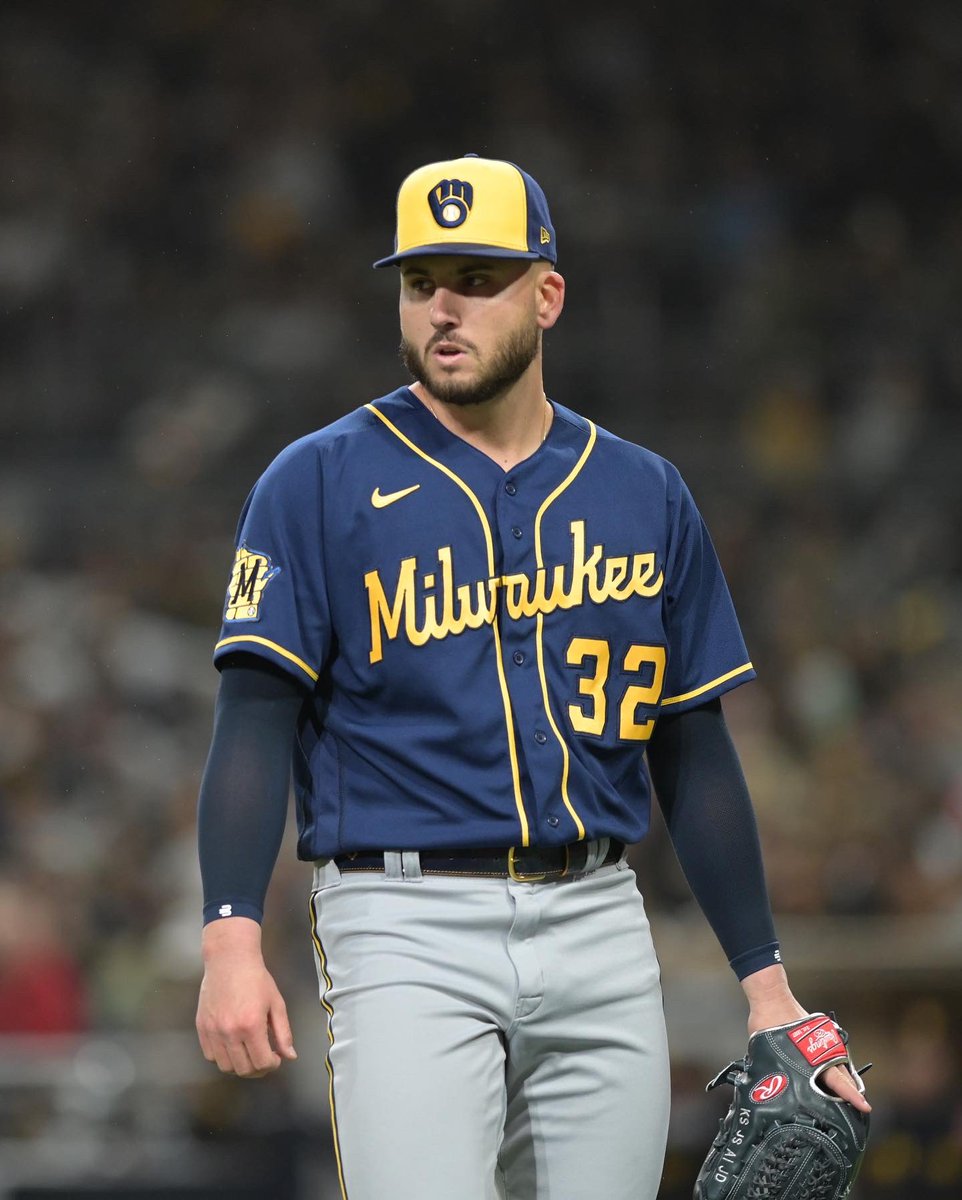 Peter Strzelecki (@_pistolpete11) on Twitter photo Thank you MKE!
Thank you <a href="/Brewers/">Milwaukee Brewers</a>
I’ll forever be grateful for you believing in me 🫡 #KS #COMPETE Thank you MKE!
Thank you <a href="/Brewers/">Milwaukee Brewers</a>
I’ll forever be grateful for you believing in me 🫡 #KS #COMPETE