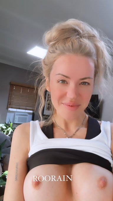 I got accepted into grad school!!! Officially a Masters student and about to hurl. 🤗 https://t.co/Q2<a href="/tag/mvsales"class="tags"><span>#mvsales</span></a>