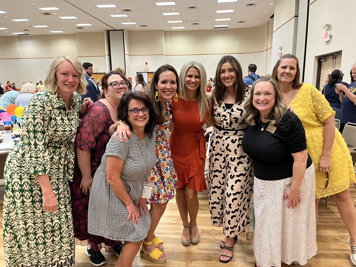 New Hire Luncheon was awesome today thanks to the GCISD Education Foundation! We’re excited to welcome these new faces to GES! #GESshineon