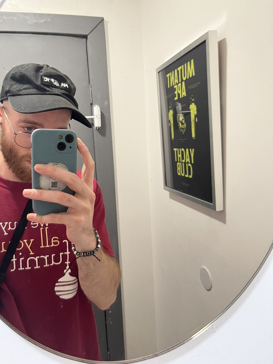 lionsmilk_eth's tweet photo. Mutant Ape Bathroom! HV-MTLs are required for entry! 🦧 https://t.co/JdGumcGZ3r