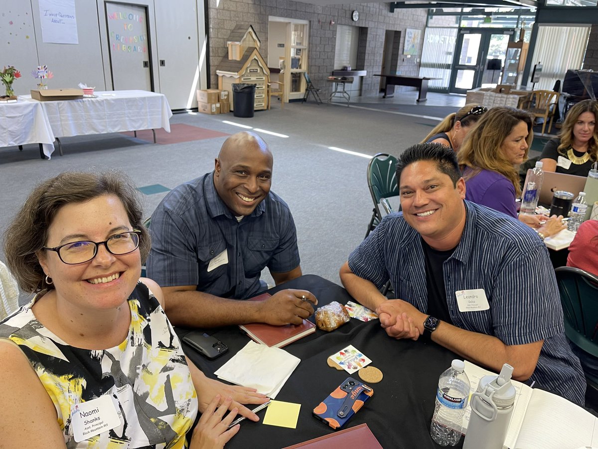 A lot of new and familiar faces spotted at the #PowayUnified Leadership Institute for Principals and Assistant Principals! <a href="/TwinPeaksRams/">Twin Peaks Rams</a> <a href="/mchssundevils/">MCHS Sundevils</a> <a href="/WestwoodPUSD/">Westwood</a> <a href="/AdobeBluffs/">Adobe Bluffs Elementary School</a> <a href="/BMMSRaiders/">BMMSRaiders</a> <a href="/RHESPumas/">RHESPumas</a> <a href="/Geckos_Pusd/">Creekside Elem</a> l