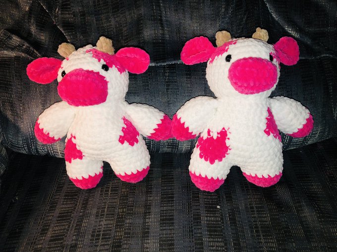 I had to post these I&rsquo;m so proud of them ❤️❤️❤️ I do sell these as well https://t.co/zVS3eFz6eR