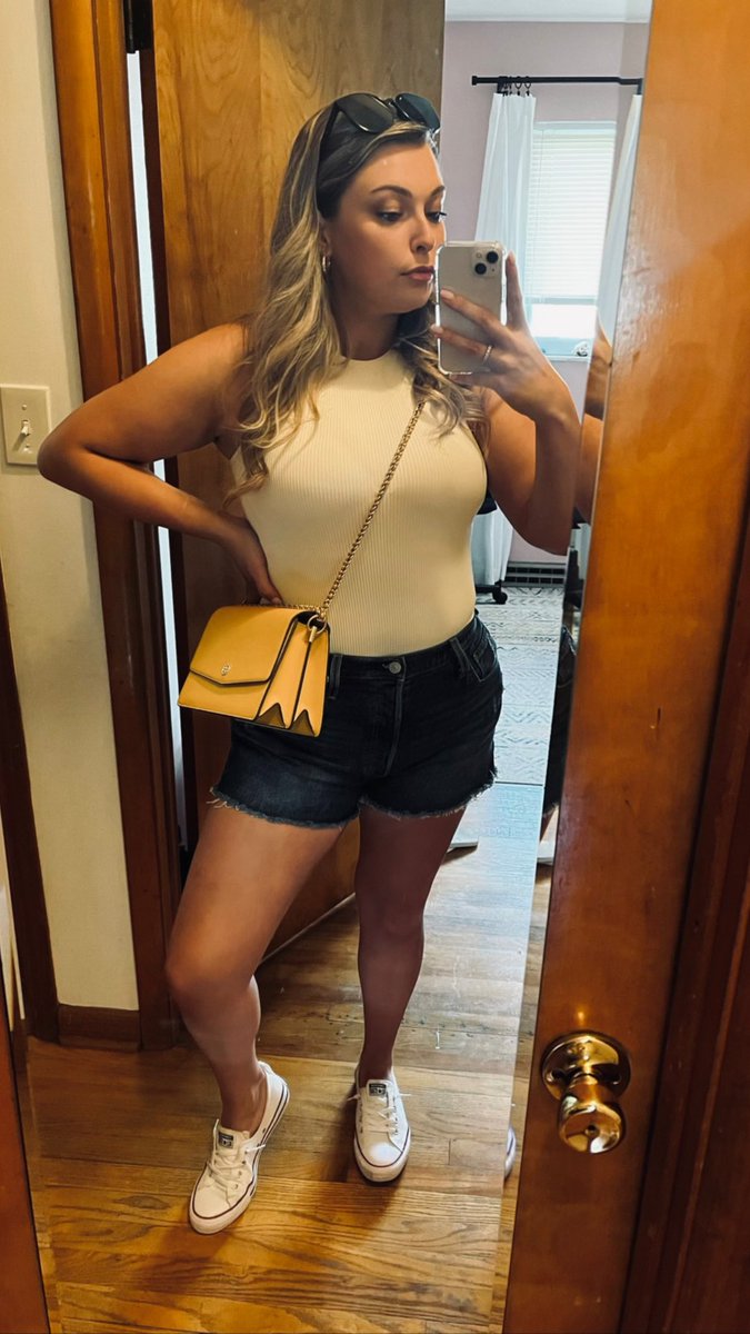 karson_8's tweet image. Selfie dump because I’ve been busting my ass to look this good 🤩🥰