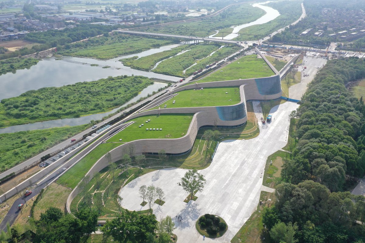 CSCECNEWS's tweet image. #SanxingduiMuseum 💐👏The new building of the Sanxingdui Museum, designed and constructed by CSCEC in Sichuan province, officially opens. (Photo credit: Sanxingdui Museum) #sanxingduiculture #CSCEC #project #Museum #visitSanxingdui #WitnessAbetterWorld
bit.ly/45dVQJI