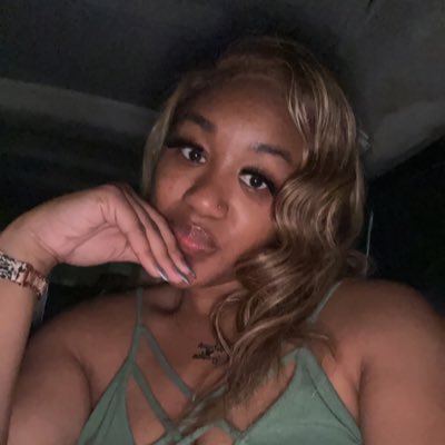 divine1_forever's tweet photo. #NewProfilePic https://t.co/uWYMSG2Oc1