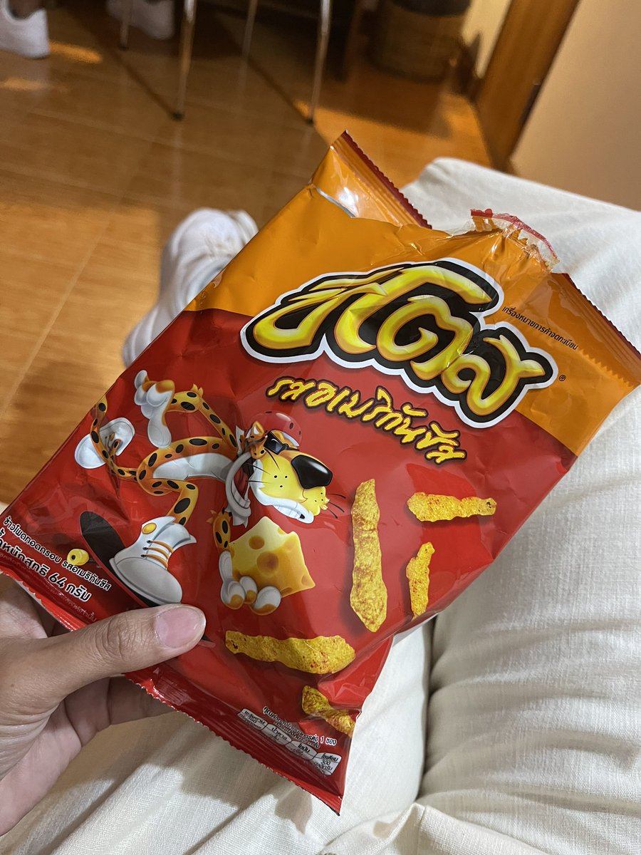 winaam17's tweet photo. Kangen Cheetos eh disini masih ada, nemu di 7Eleven, receh banget bahagia gw https://t.co/bR8SA8ZTVD