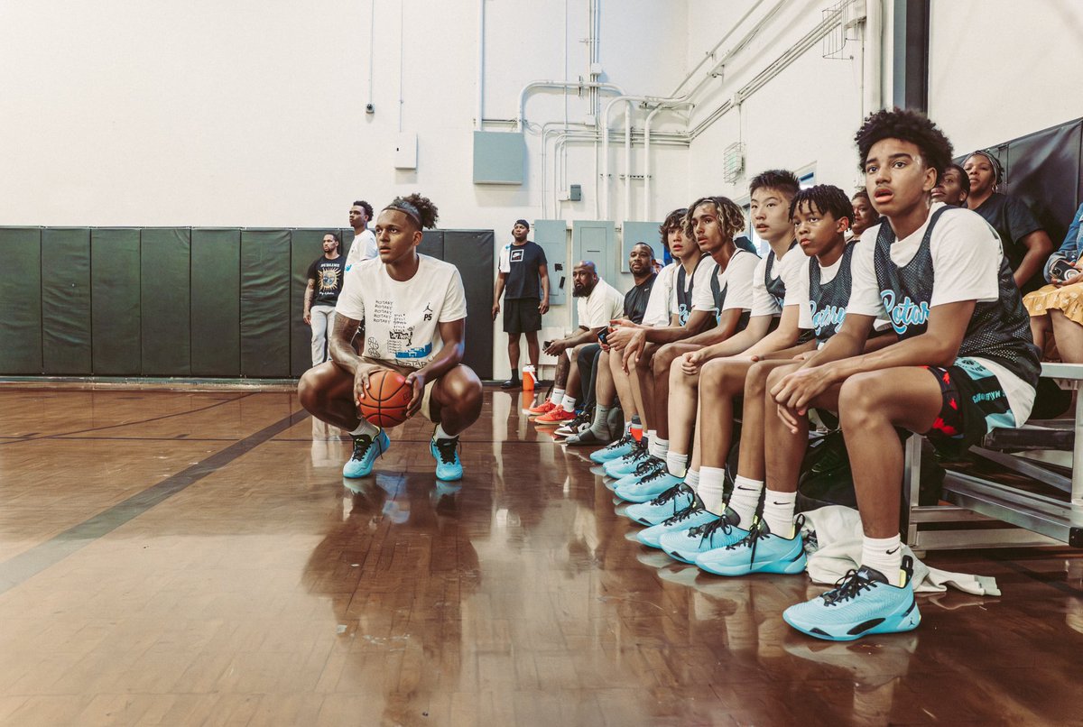 Pp_doesit's tweet photo. @rotaryhoops played a huge part in helping me learn the game of basketball and making me the player I am today. It’s important to me to give back to the next generation and pay respect to the guys who paved the way. Shout out @jumpman23 for helping make this come to life🤞🏽 https://t.co/YSnmXYE9Ro