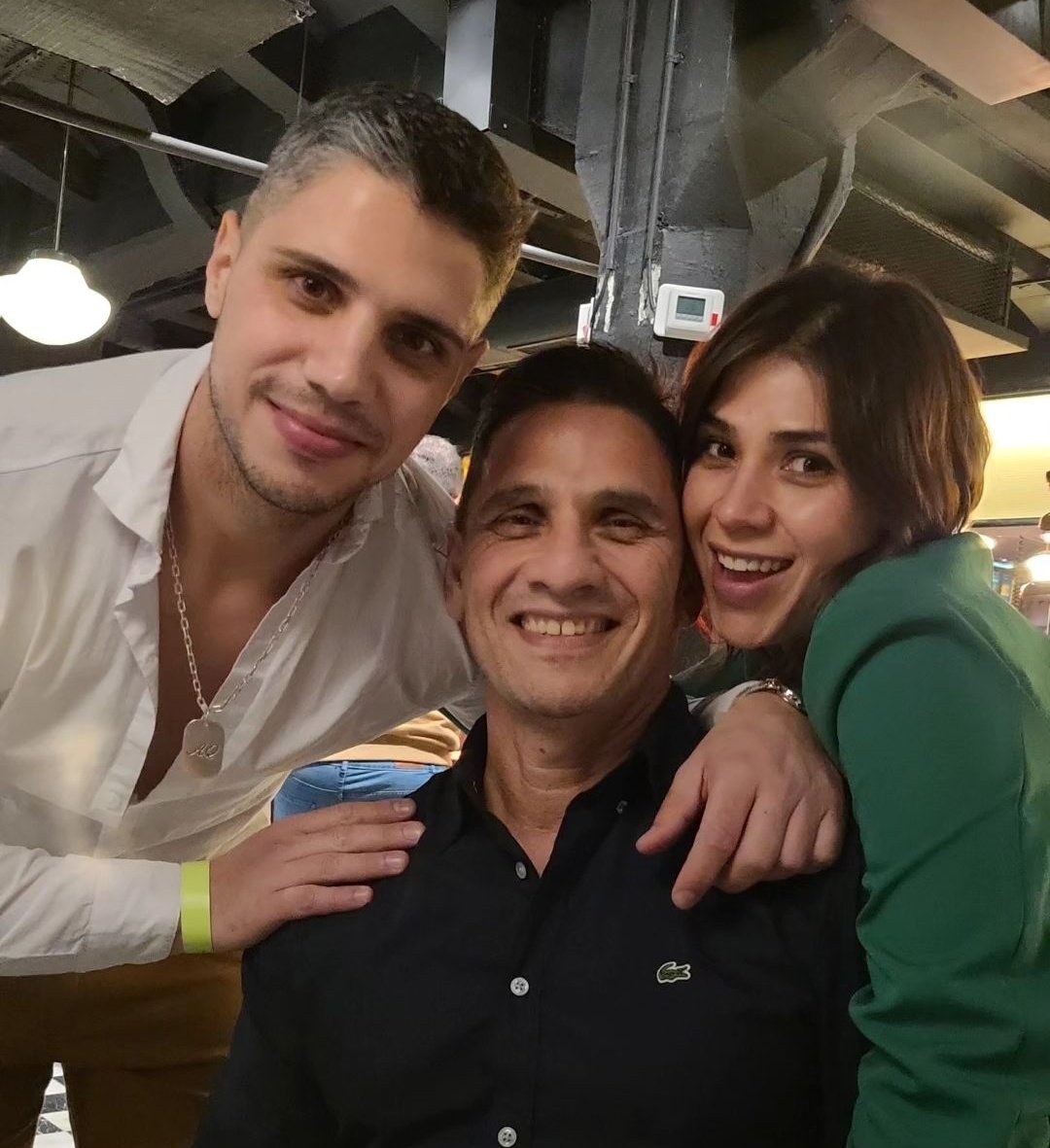 ka_vavi's tweet photo. Que siempre estés rodeado de amor
FELIZ CUMPLE CONE https://t.co/gLqYcZZnqn