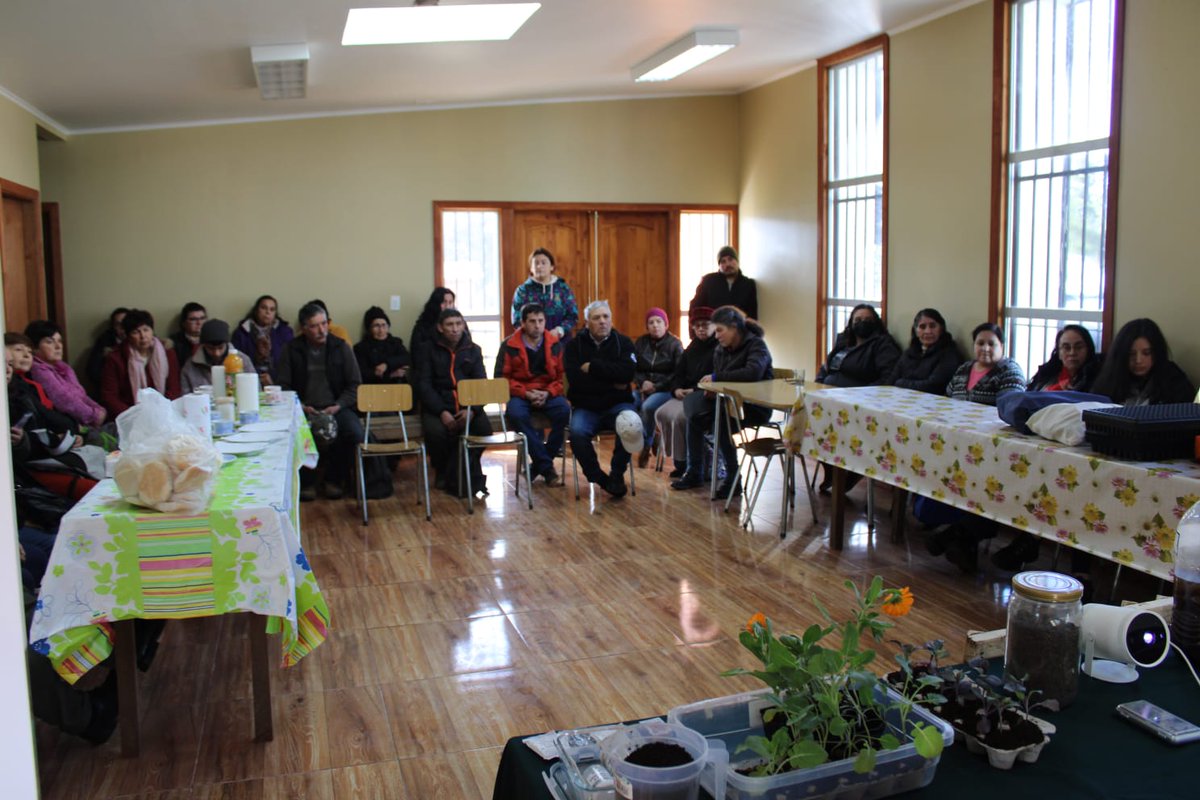 Jornadas de capacitación <a href="/iniachile/">INIA Chile</a> producción de cebollas y plantines de hortalizas enfoque agroecológico en sectores Mahuilque  y Pichihuillinco en <a href="/M_Contulmo/">I.Muni Contulmo</a>, Proyecto <a href="/iniachile/">INIA Chile</a> <a href="/gorebiobio/">Gobierno Regional del Biobío</a> Transf. tecnológica y extensión agropecuaria para productores de Provincia de Arauco.