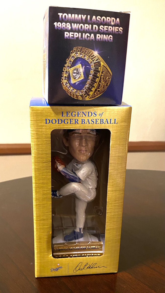 DodgerFanWeekly's tweet image. Win these 1988 memories!  The Tommy ring AND the Orel bobblehead! 
⚾️
One fan wins both!
⚾️
To enter all you have to do is RETWEET and LIKE this tweet. 
⚾️
Winner announced after the Diamondbacks series. 8/10
⚾️
Go #Dodgers #HereToPlay