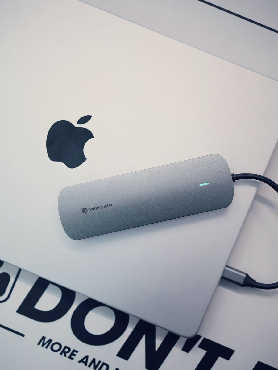 YottamasterInc's tweet image. Metallic and premium look, the perfect match for your notebook💻
Yottamaster YMPW 10-in-1 USB c hub.

#Yottamaster #usbchub #techlife #Hub #dockingstation #10portshub #setup #efficiency