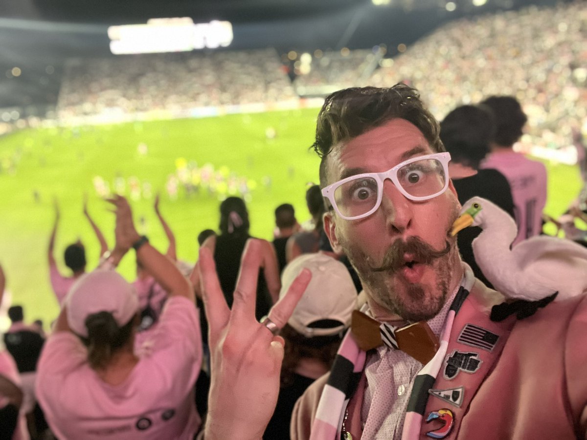 LeonardOoh's tweet photo. @dcFaddy @miamifutbolmls Here’s a reply, meow meow kitty cat. https://t.co/zTSUUbNjcq